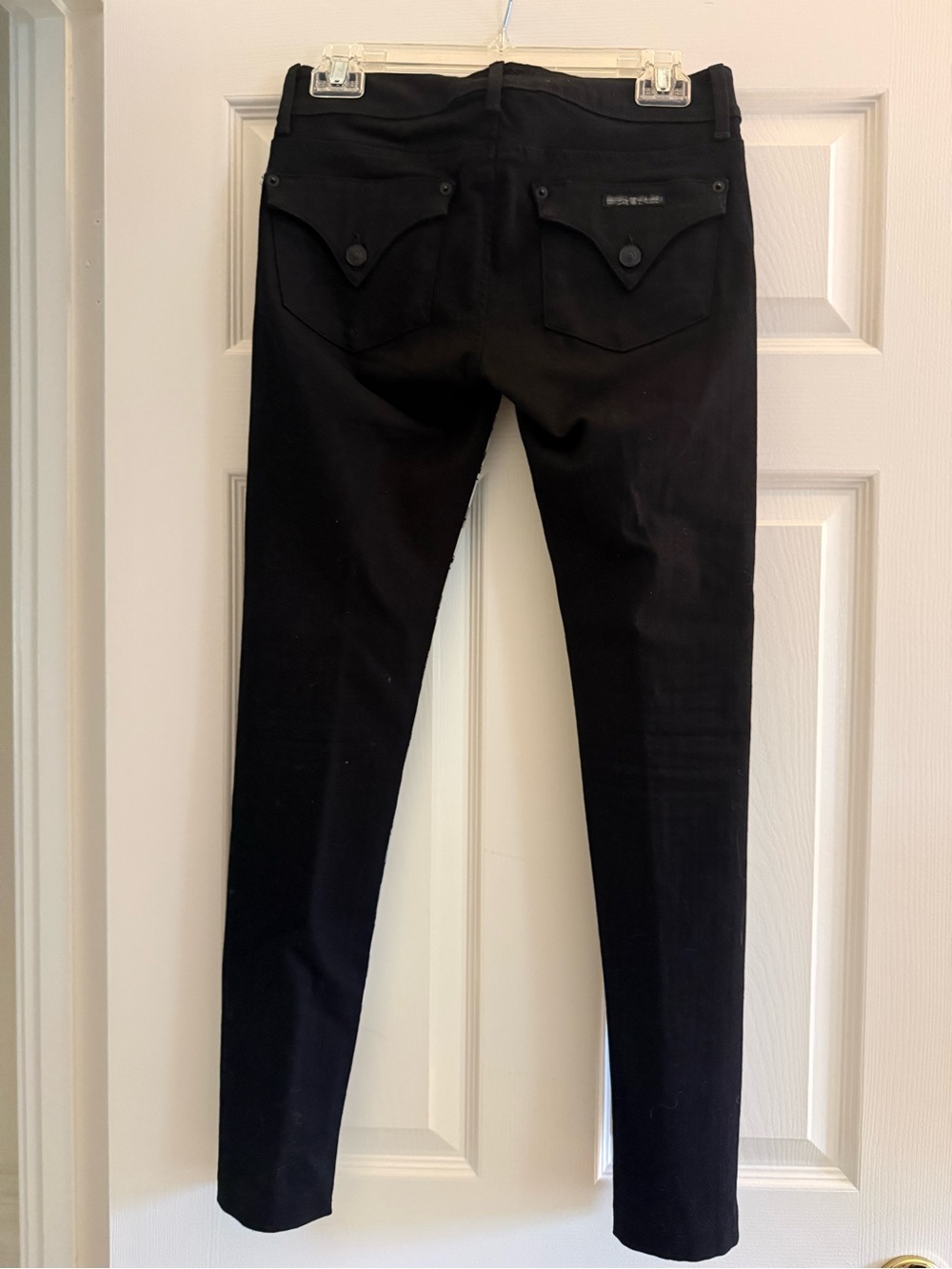 Hudson cream snd white plaid( front)/ black back. skinny jeans. - Picture 2 of 3